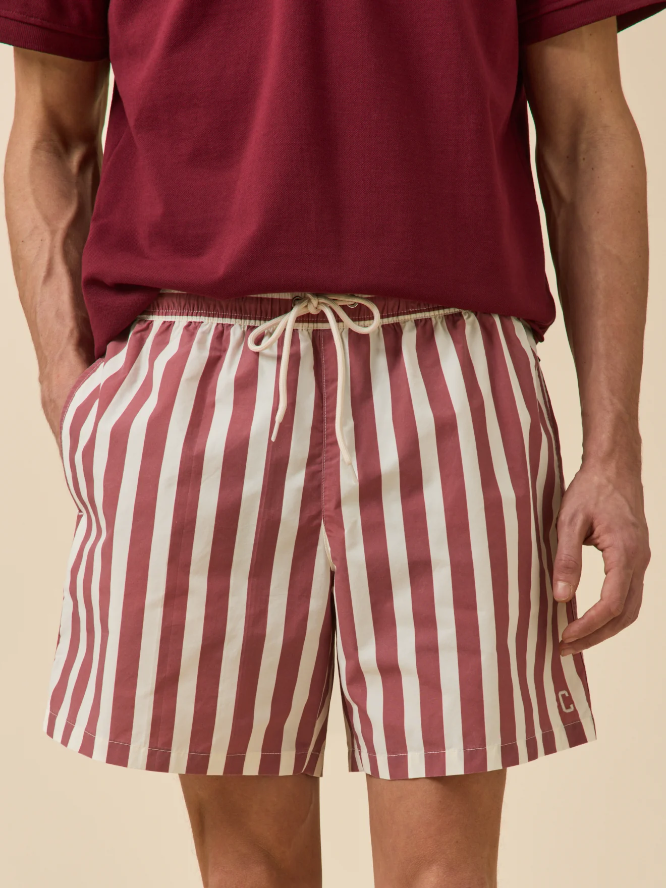 Gestreifte Herren-Badeshorts - Image 2