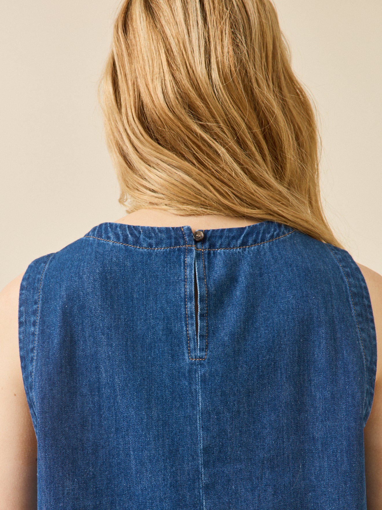 Damen-Denim-Top aus Bio-Baumwolle - Image 4