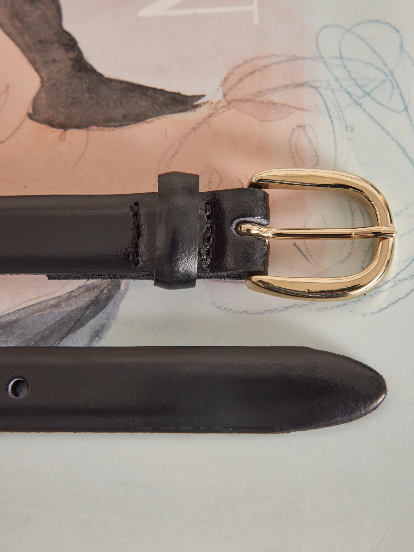 Schmaler Damengürtel aus Leder - Image 4