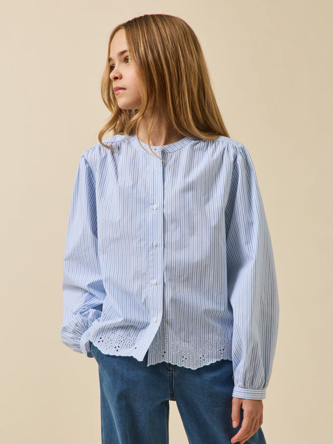 Gestreiftes Mädchenhemd – Kollektion « Junior »