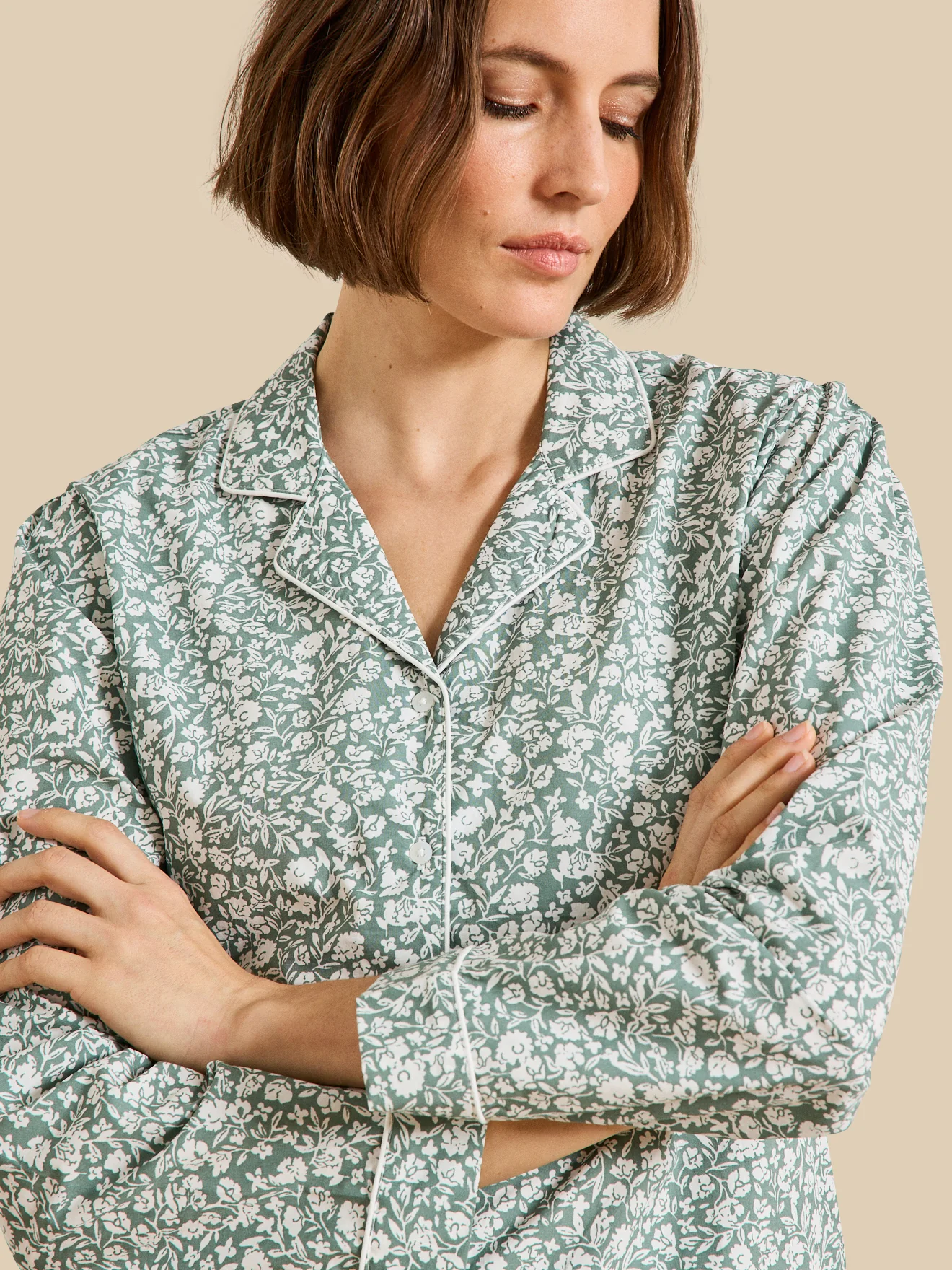 Damen-Pyjama mit Blumen-Print - Image 6