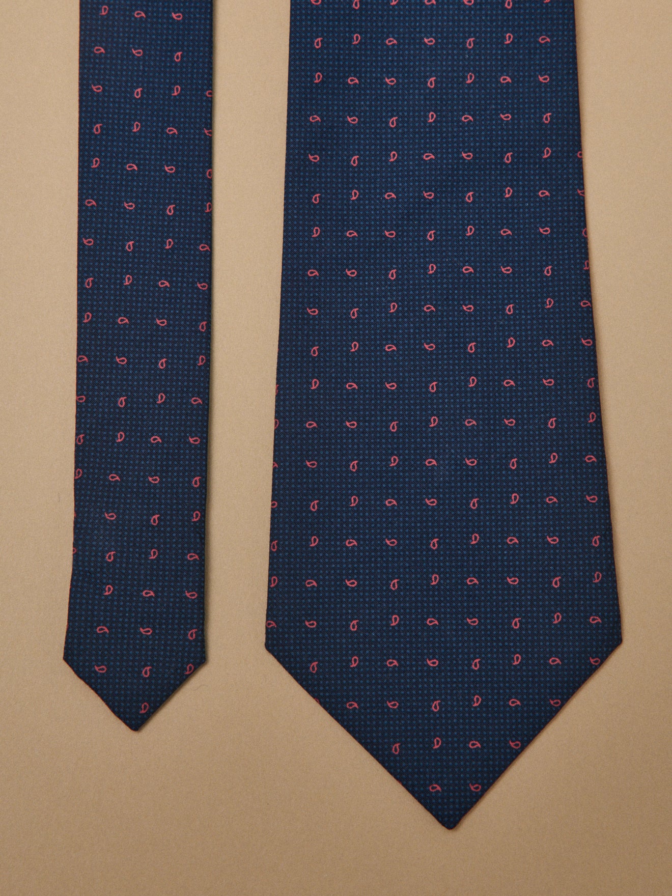 Krawatte mit Print, made in France - Image 2