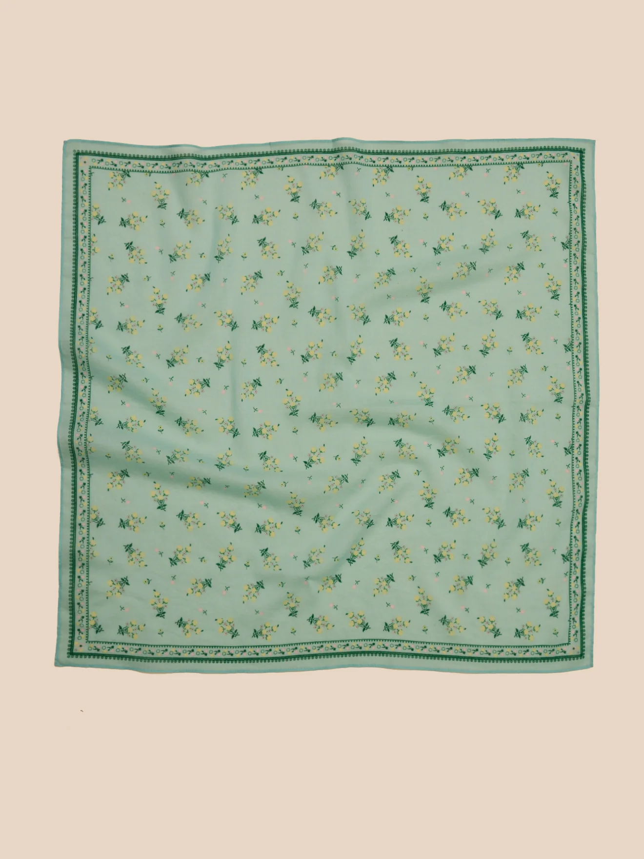 Mädchen-Halstuch mit Knospenmotiv – Bio-Baumwolle - Image 2