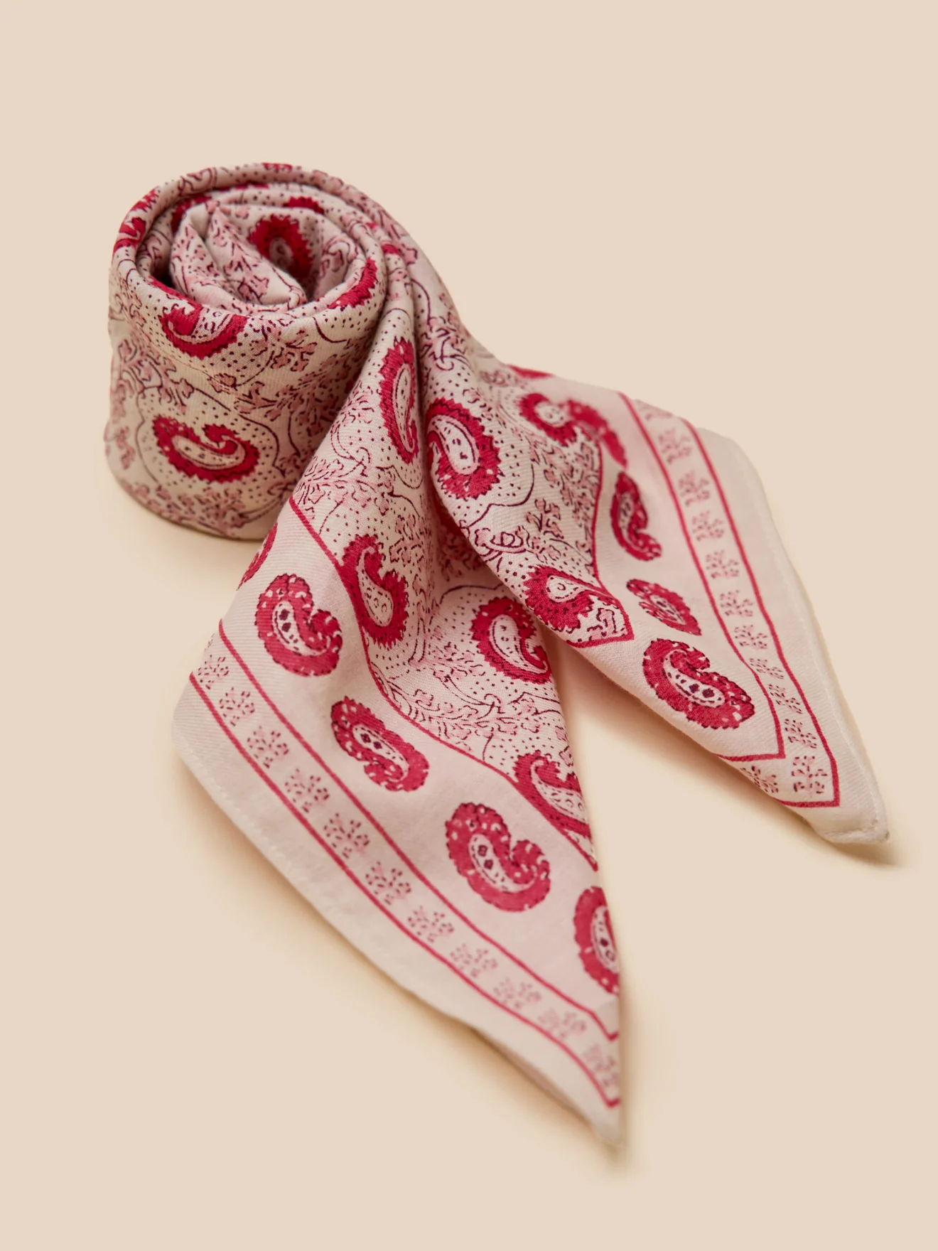 Damenschal aus Baumwolle mit Paisley-Muster