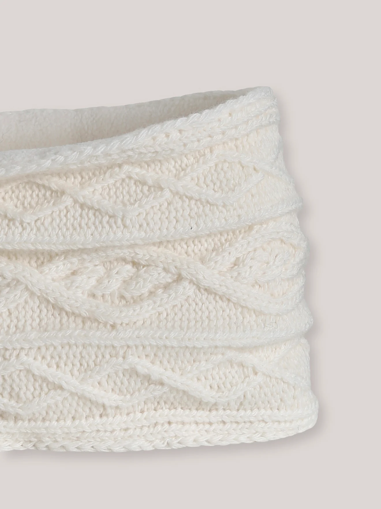 Baby-Rundschal mit Zopfmuster und Fleece-Futter - Image 2