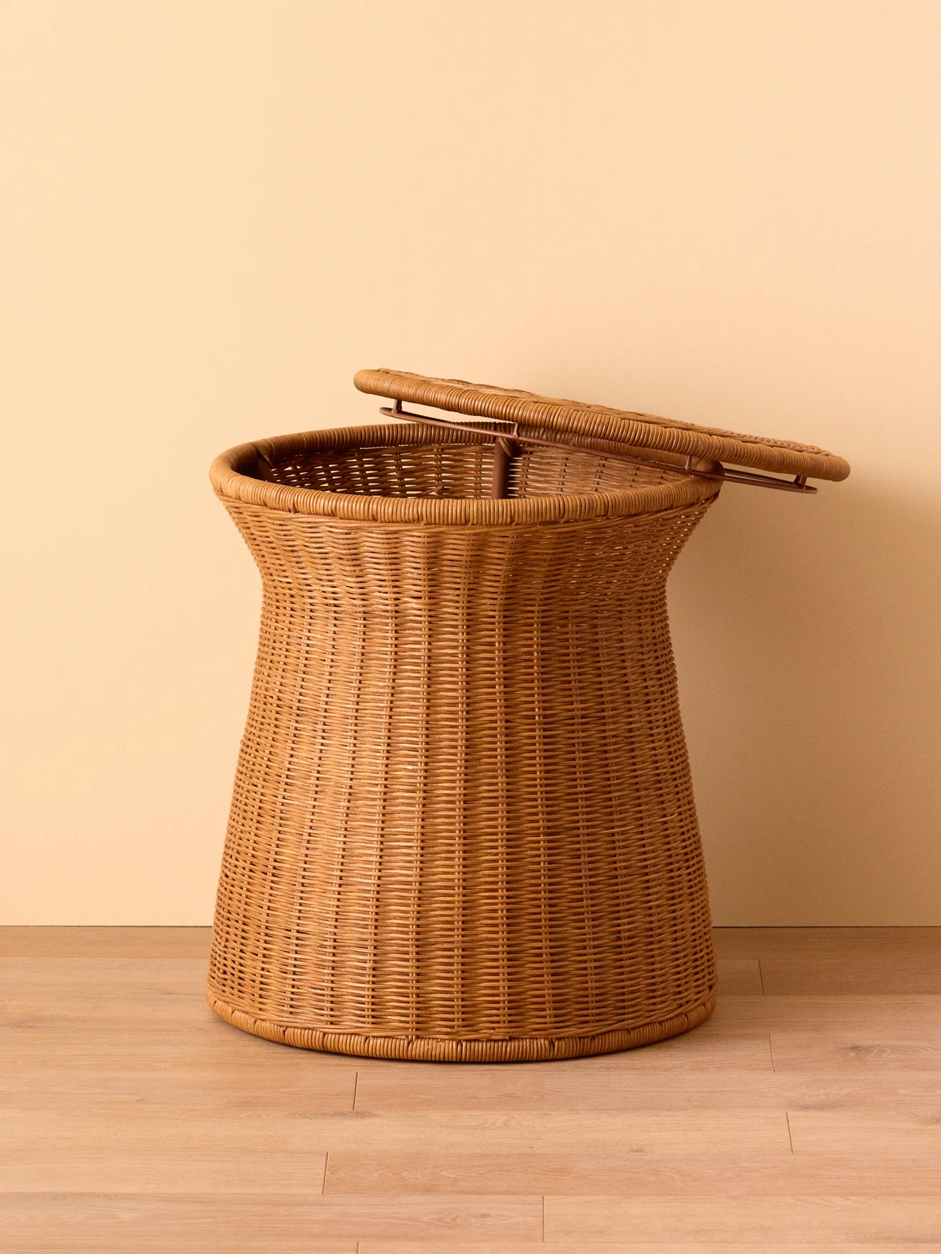 Rattan-Hocker „Emile” - Image 2