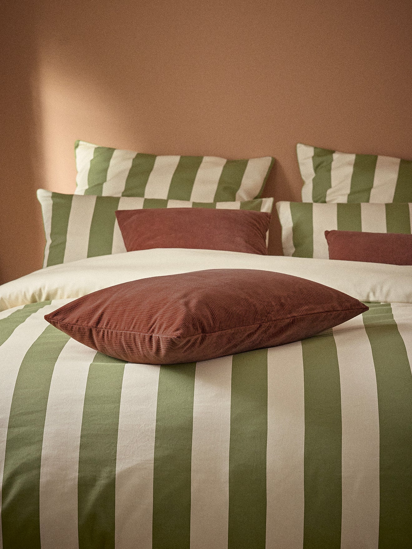 Kissenhülle aus Corduroy - Image 3