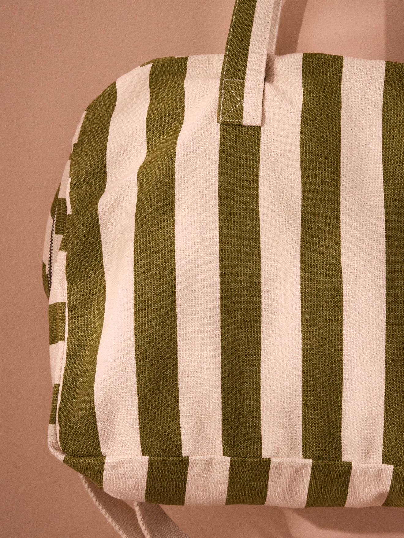 Wochenendtasche aus gestreiftem Canvas - Image 3