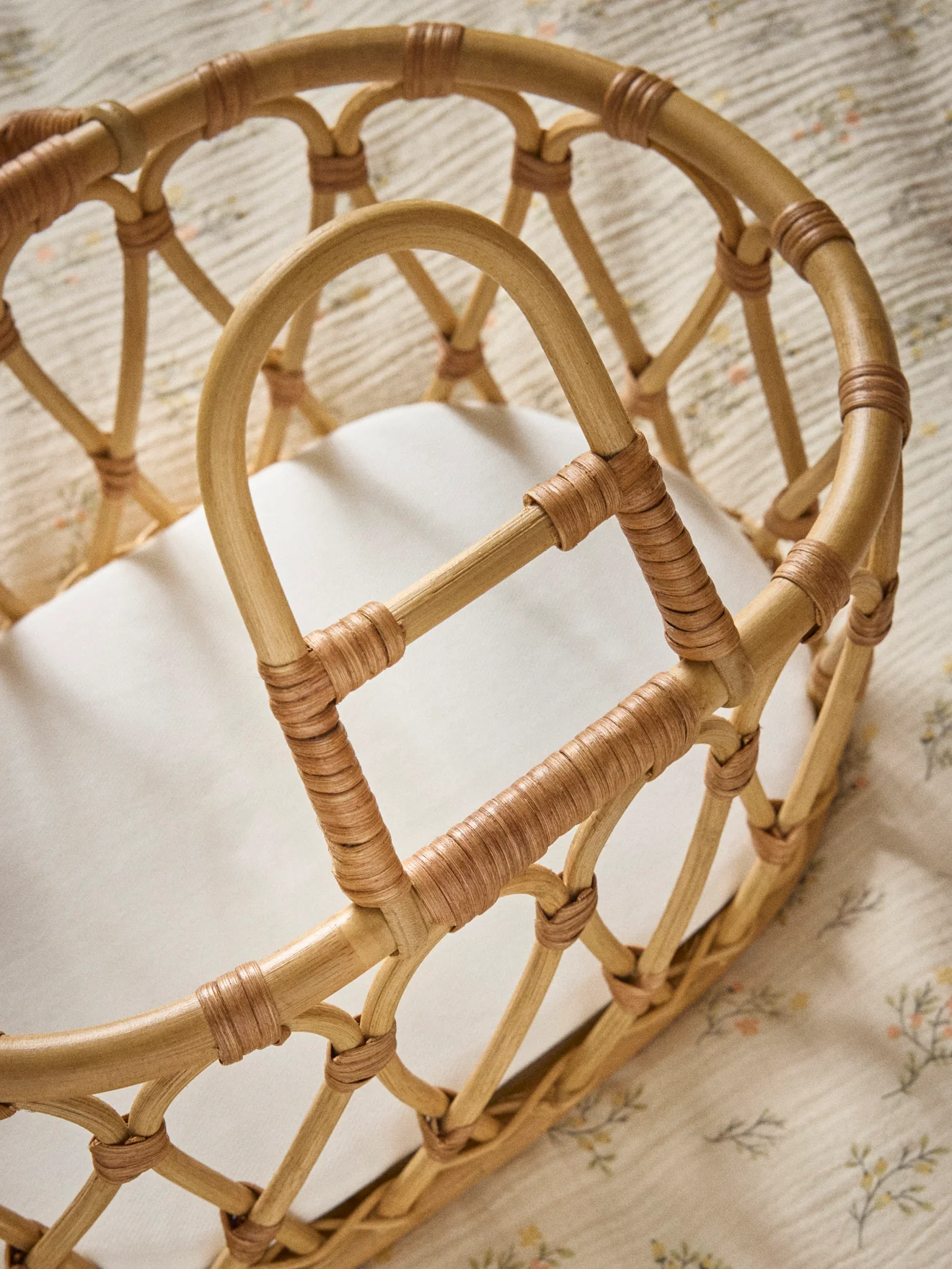 Puppen-Moseskörbchen aus Rattan - Image 3