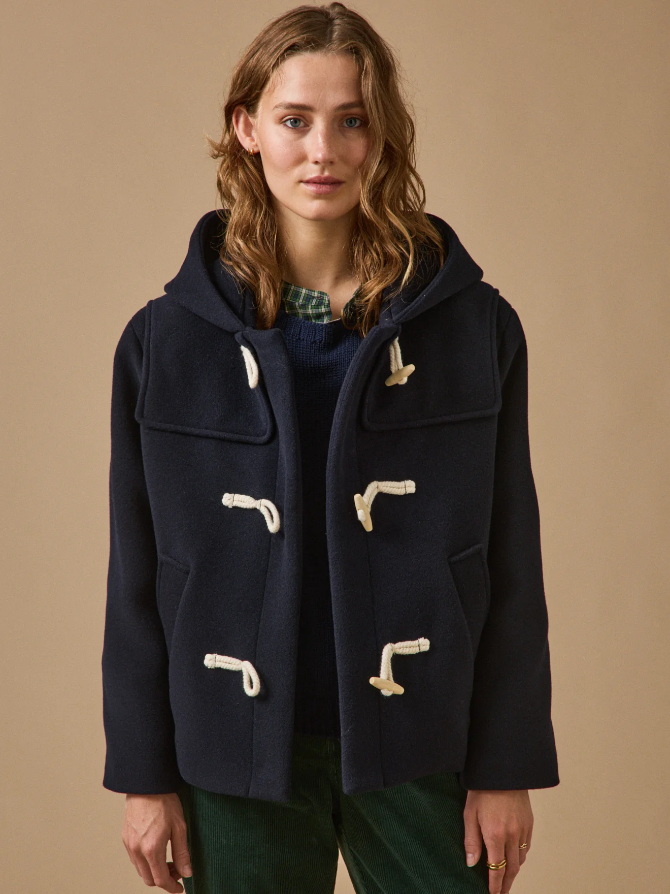 Kurze Damen-Cabanjacke aus Wolltuch - Image 2