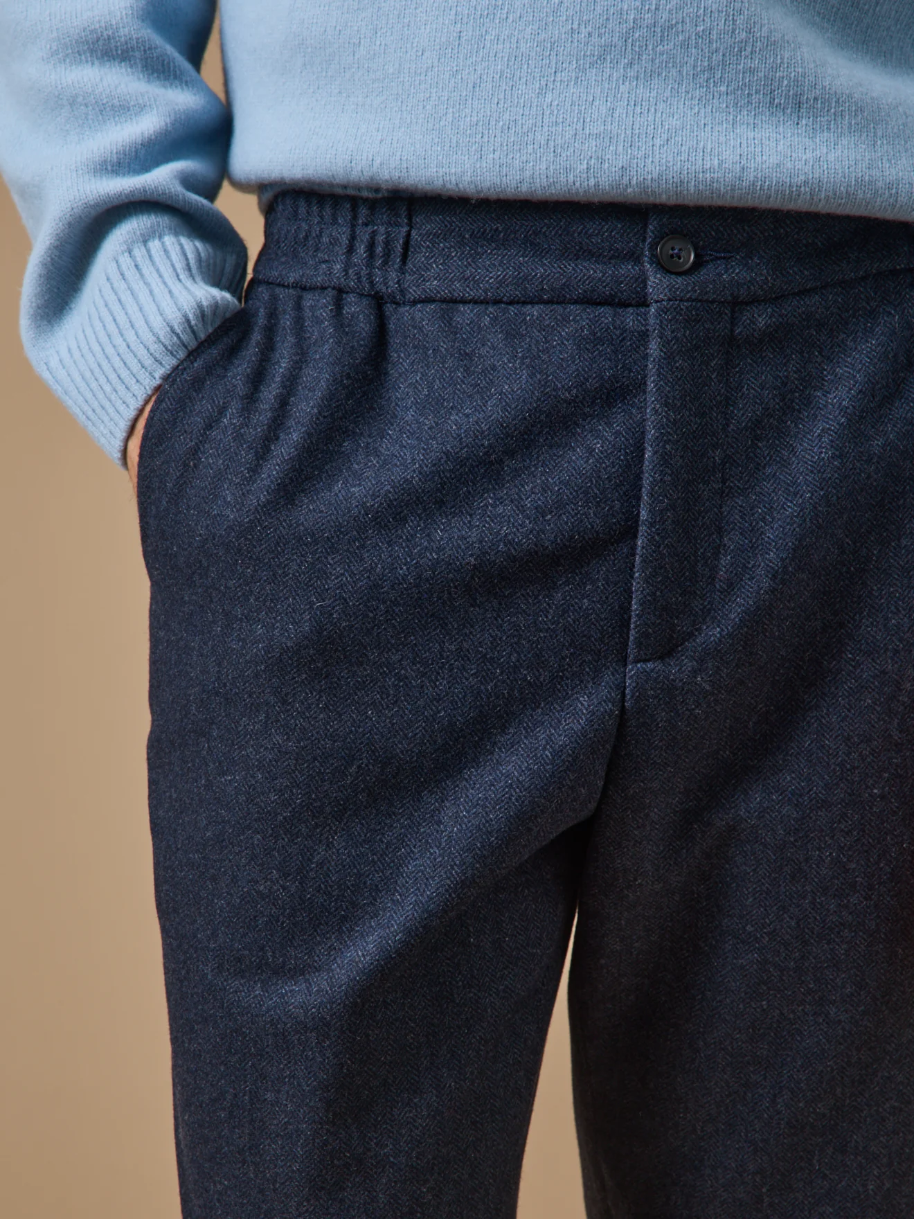 Herrenhose aus Wolltuch mit Elastikbund - Image 3