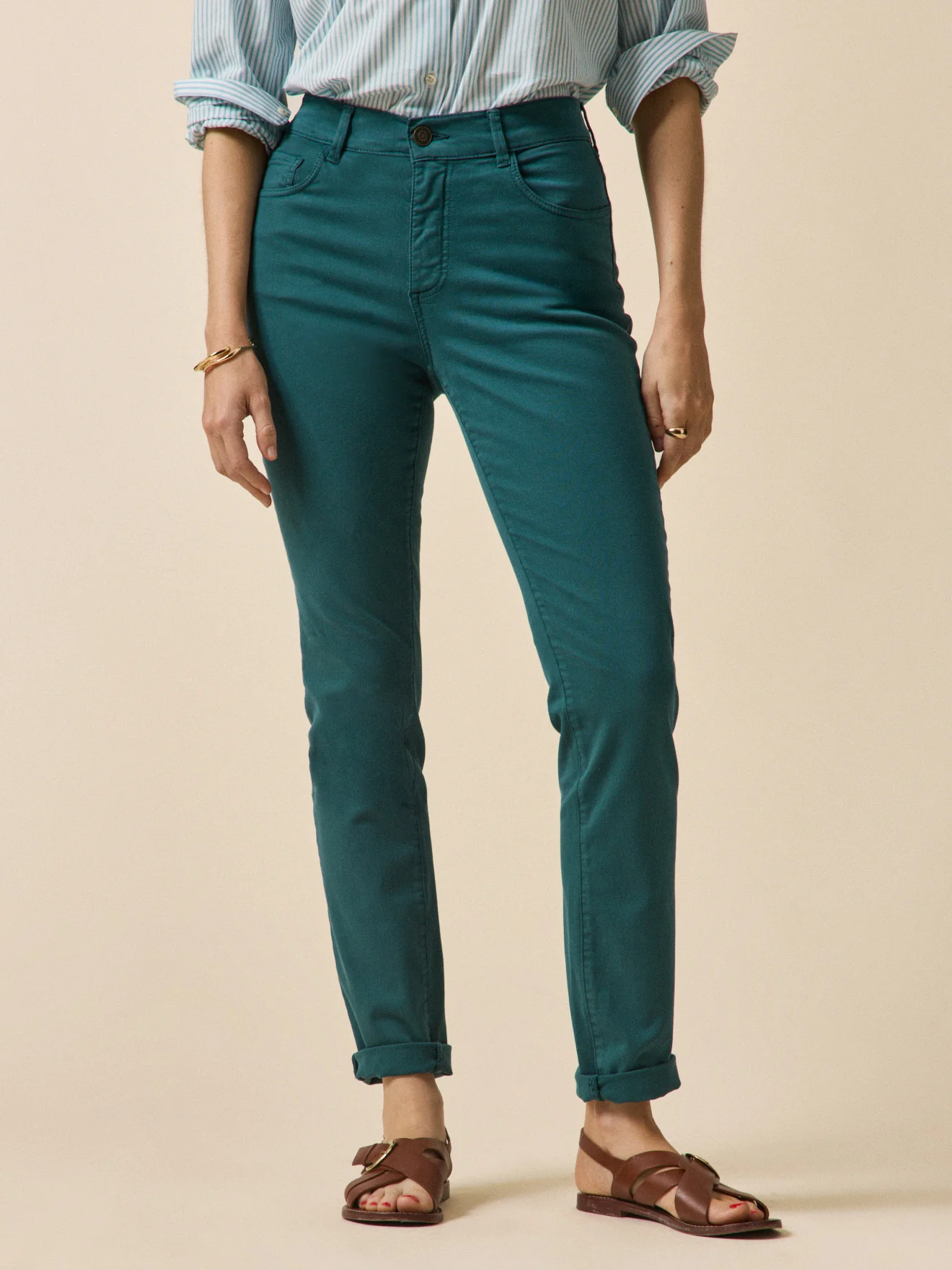 Farbenfrohe Slim Fit Damenhose Chloé