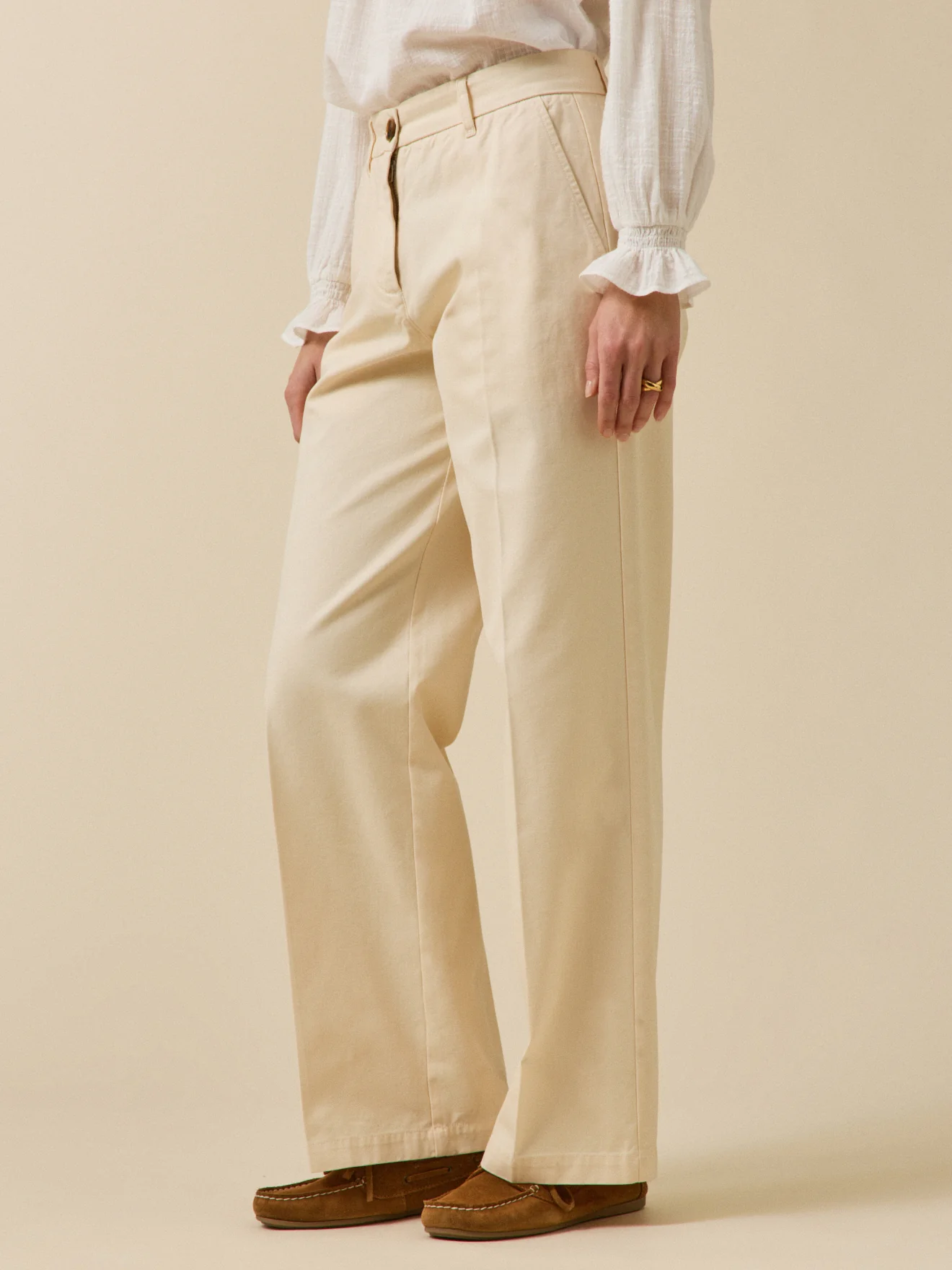 Damenhose mit weitem Bein aus Gabardine Clara - Image 5