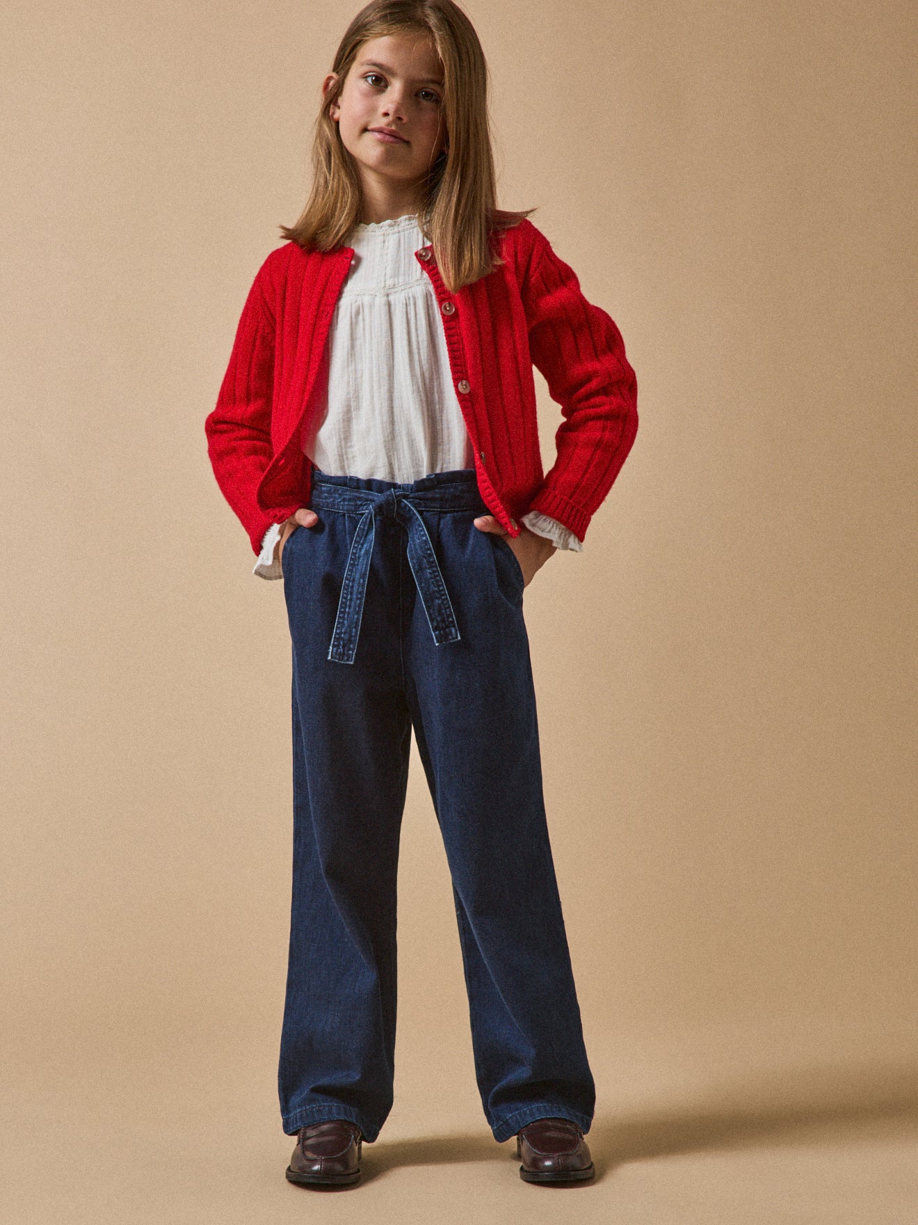 Mädchenhose aus leichtem Denim, weit geschnitten - Image 4