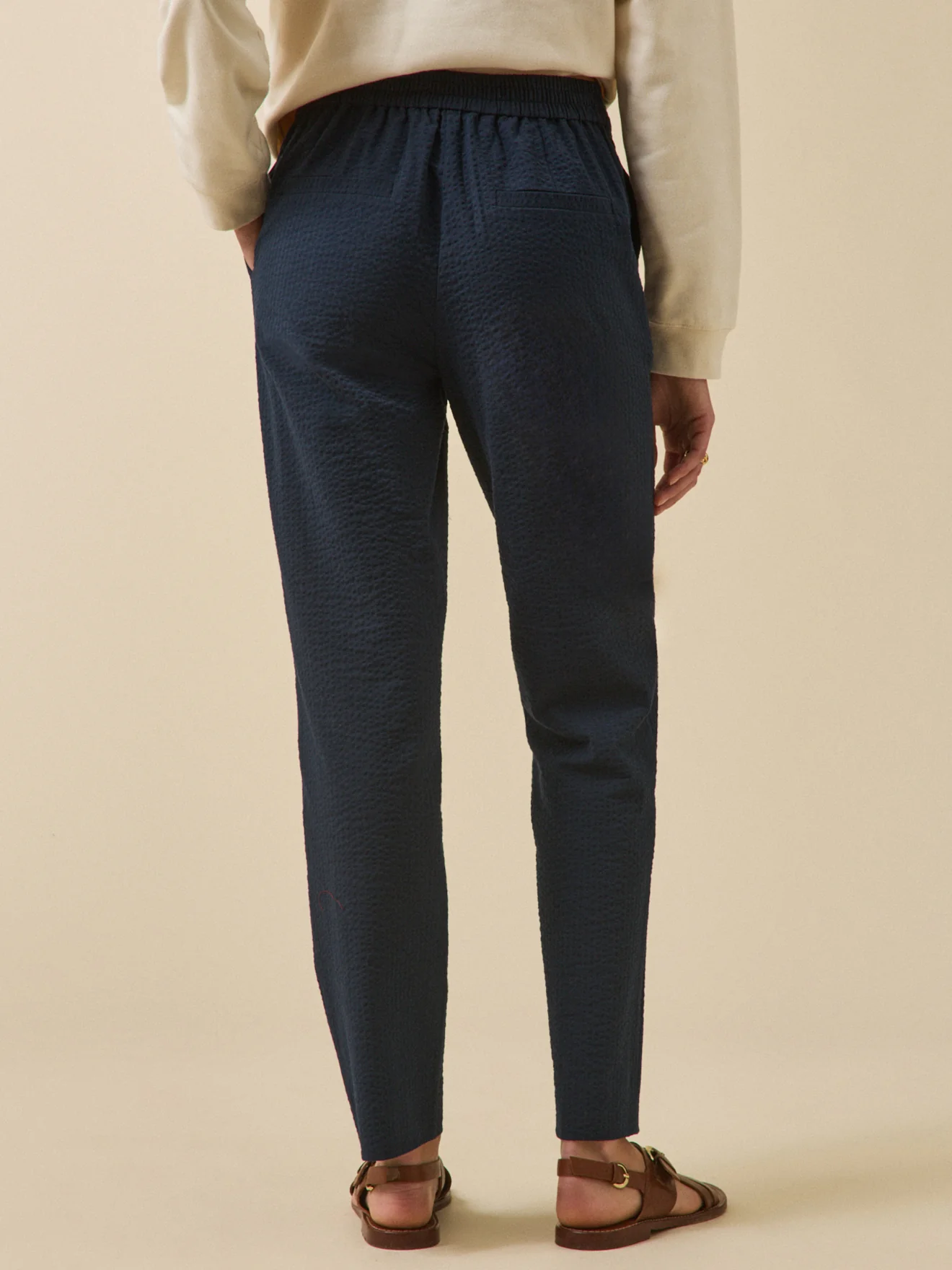 Damen-Zigarettenhose Julie aus Seersucker - Image 2