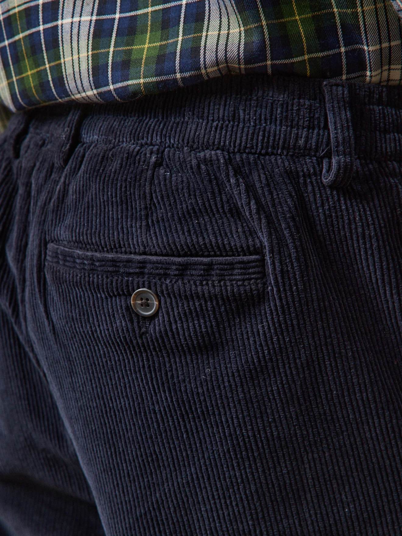 Herrenhose aus Cord mit Elastikbund - Image 4