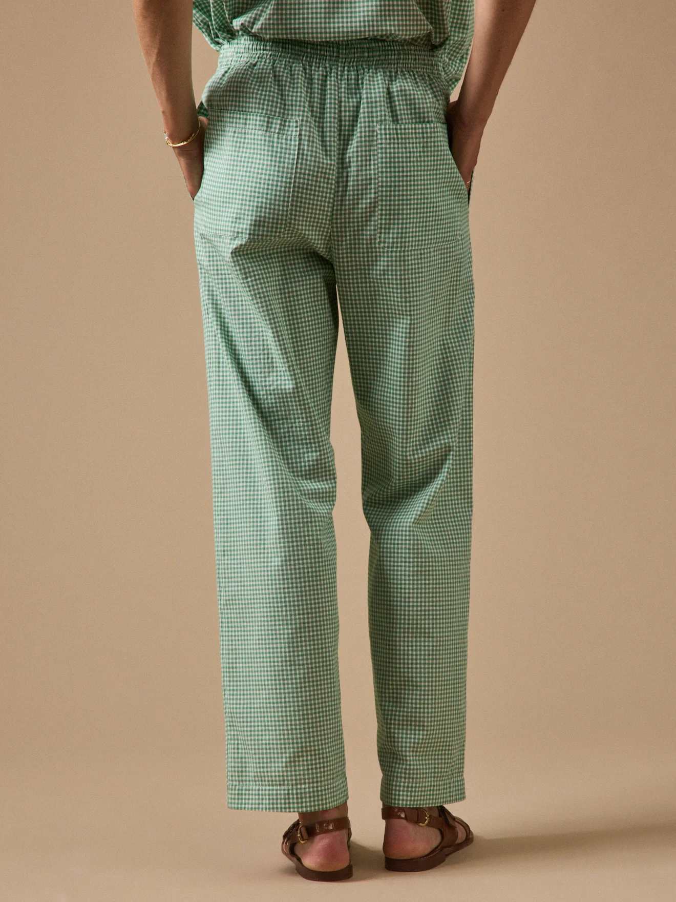 Damen-Karottenhose Agathe mit kleinen Karos - Image 2