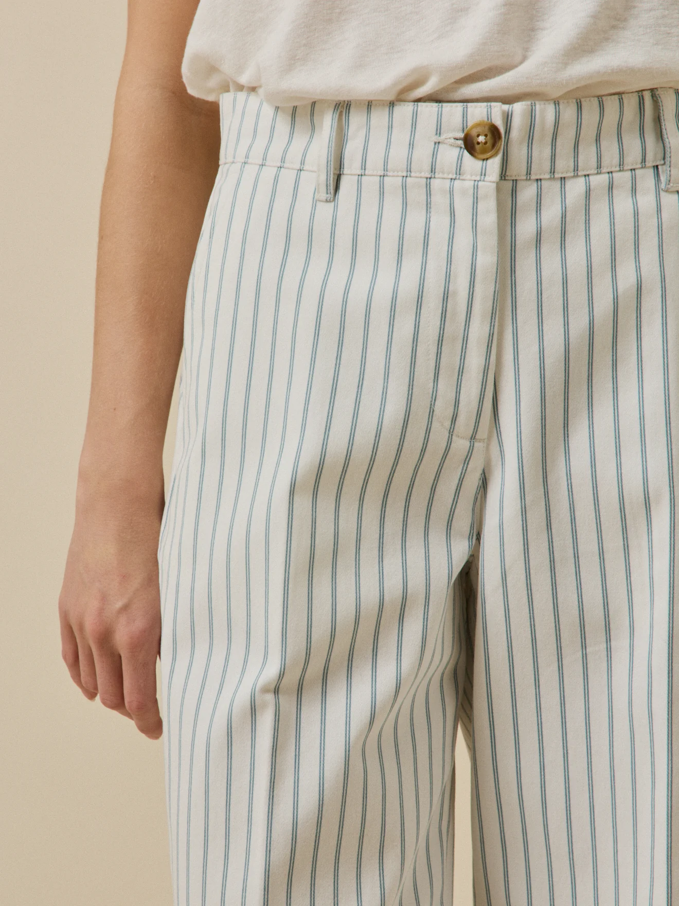 Gestreifte Damenhose Clara mit weitem Bein - Image 3