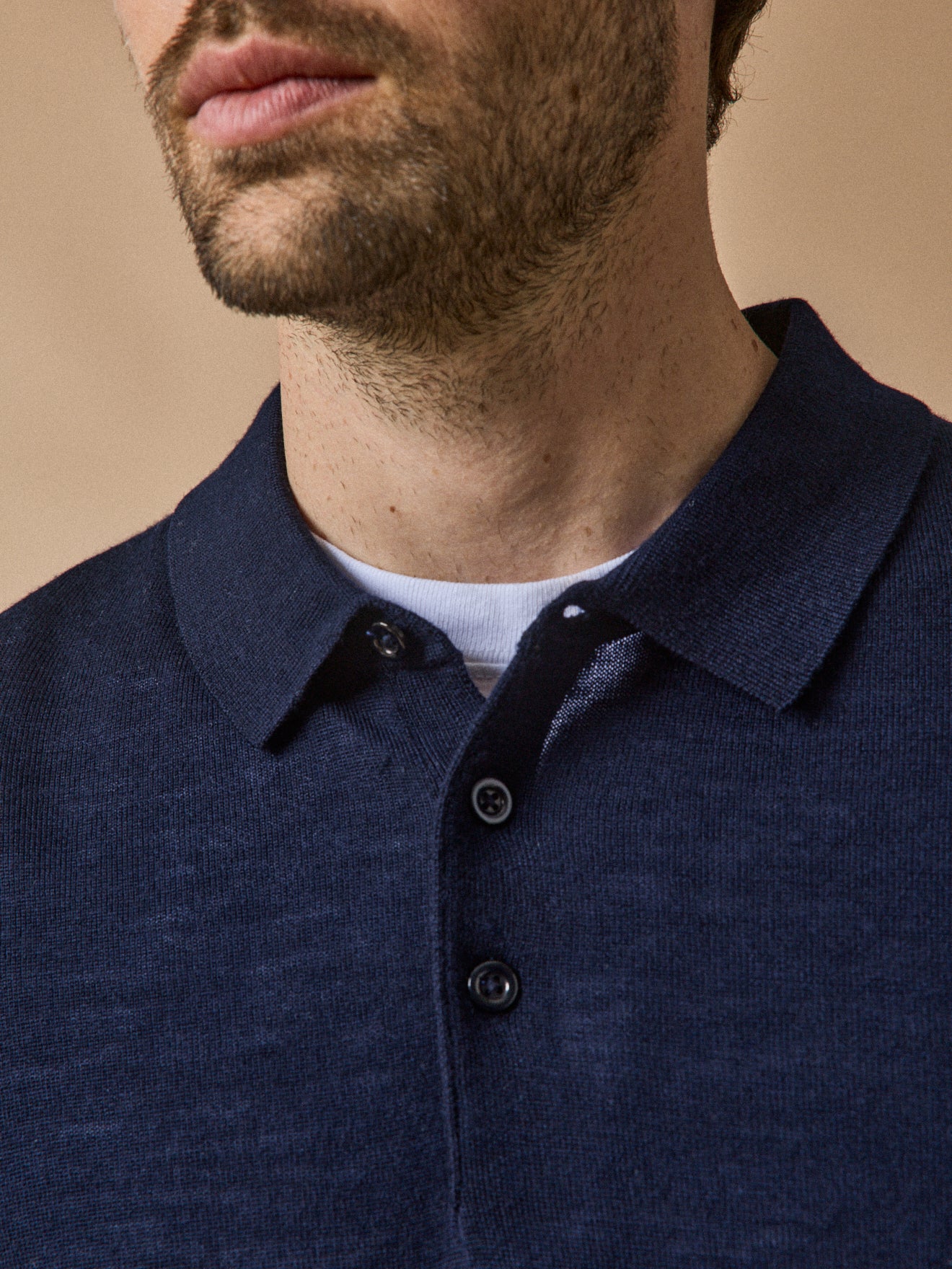 Feinmaschiger Herrenpullover mit Polokragen aus Merinowolle - Image 3