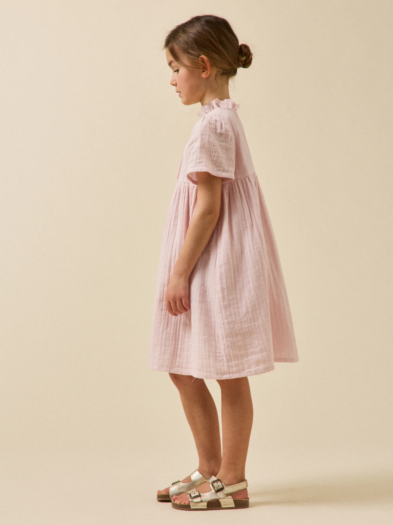 Mädchenkleid aus Baumwollgaze - Image 4