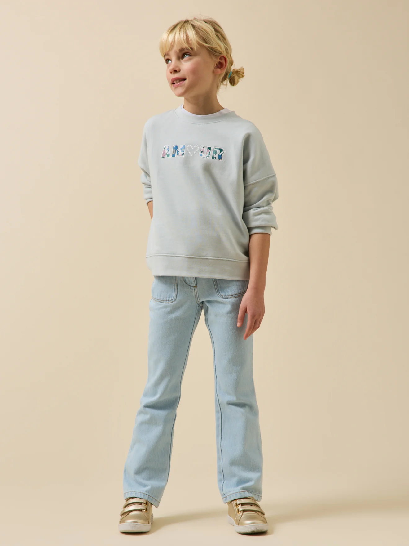 Mädchen-Sweatshirt mit Schriftzug aus Liberty®-Stoff – Bio-Baumwolle - Image 3