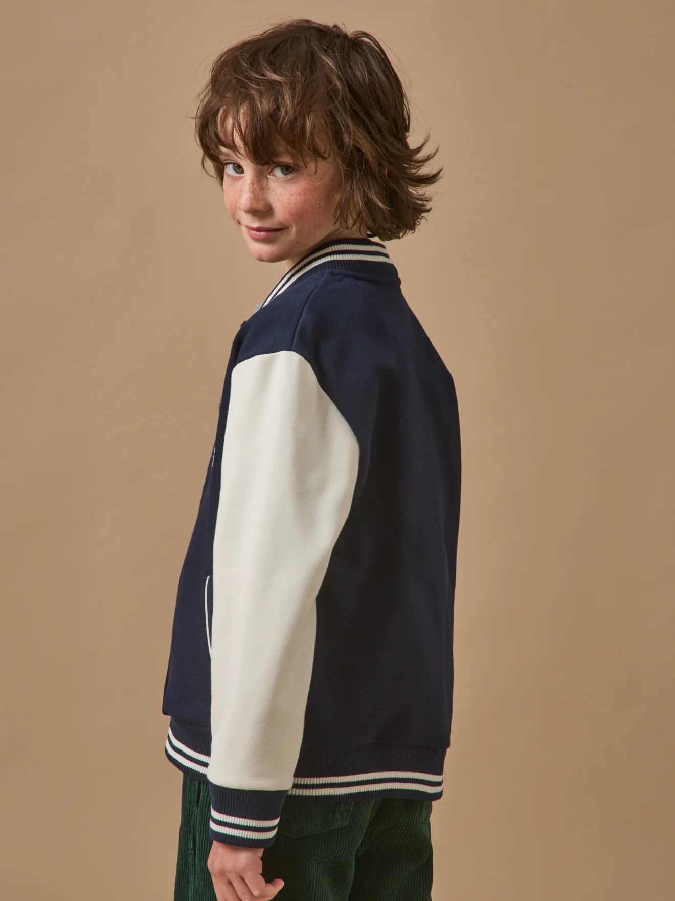 Jungen Teddy-Blouson mit Stickerei - Image 3