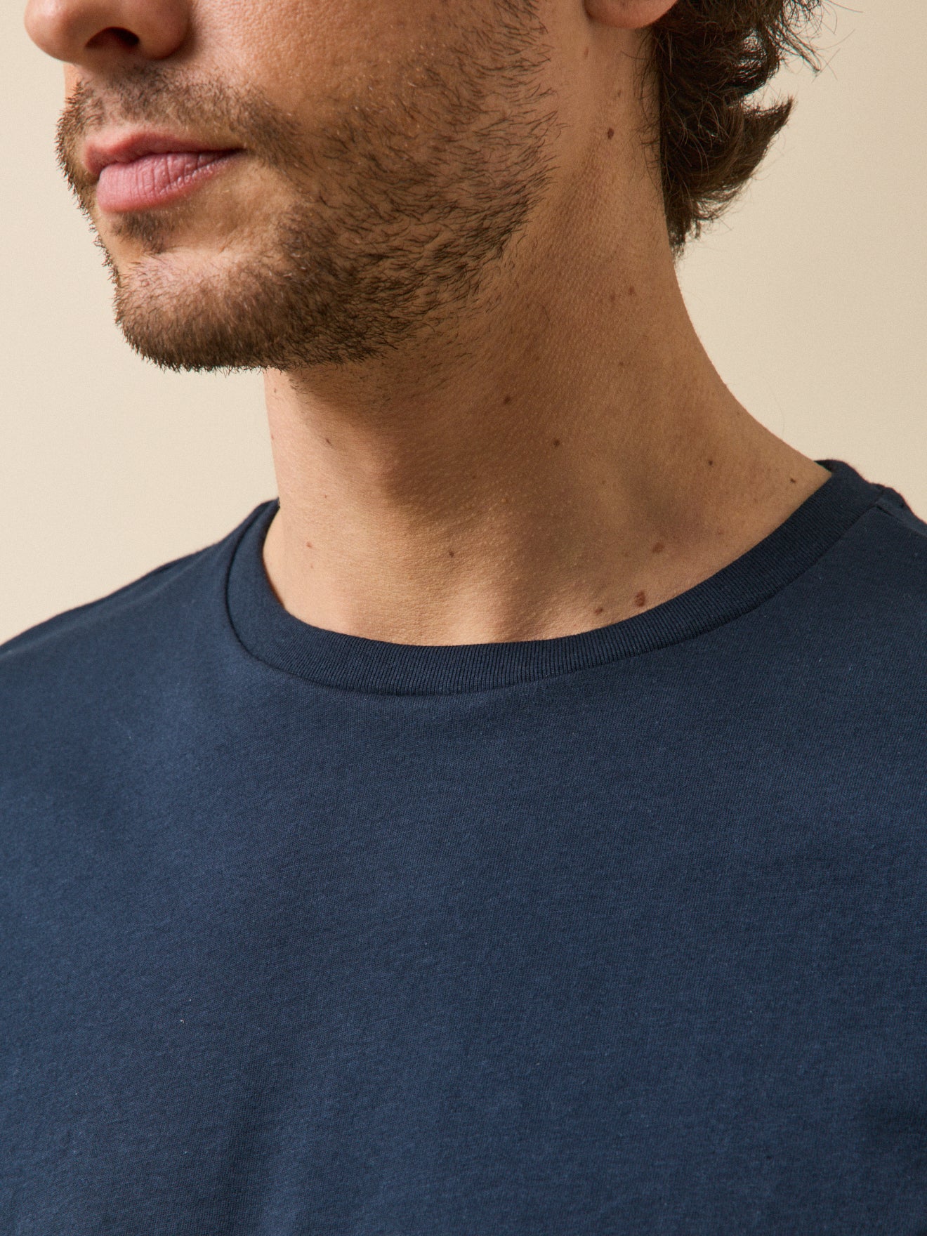 Einfarbiges Herren T-Shirt aus Bio-Baumwolle - Image 3