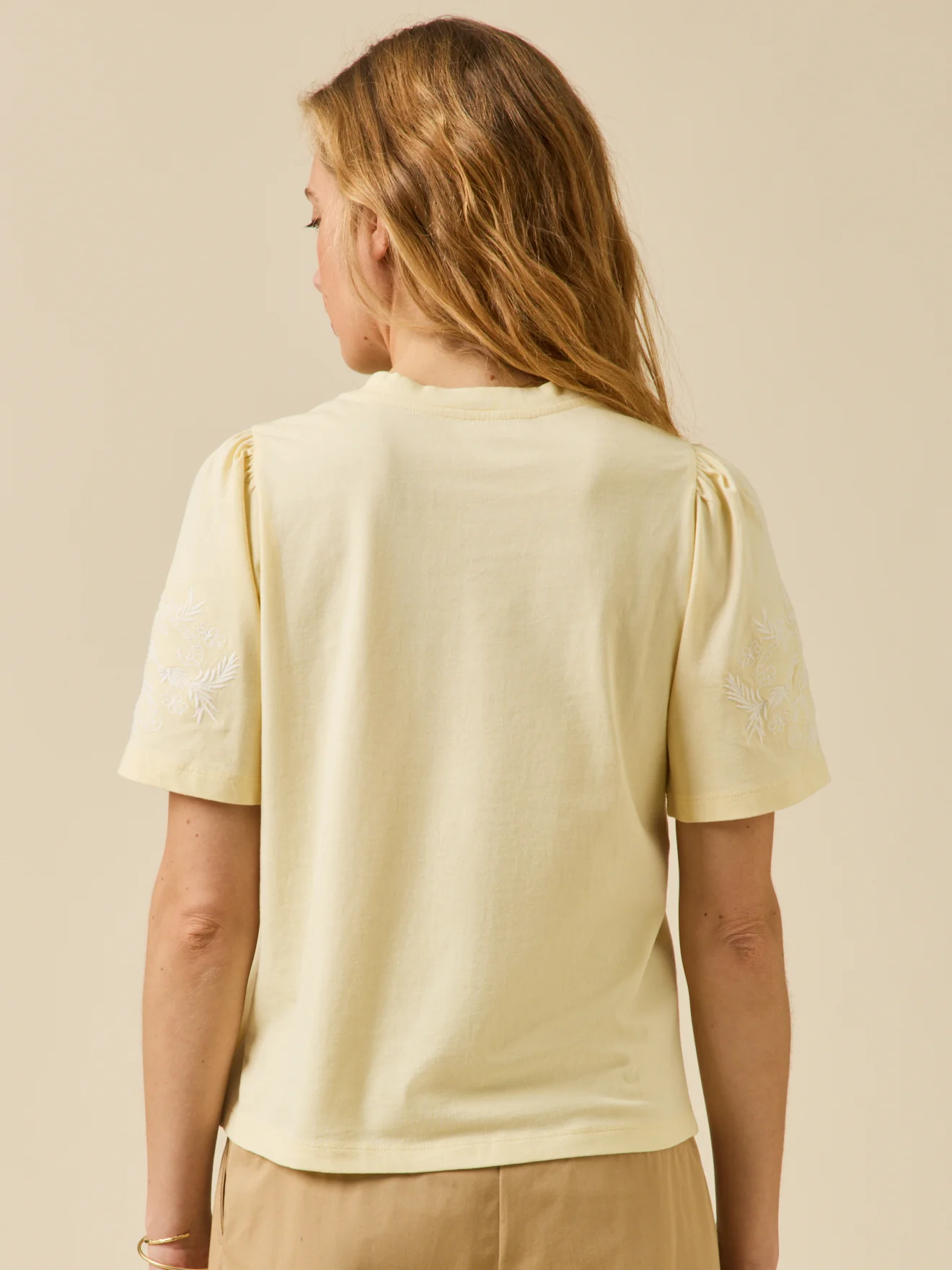 Bestickte Damenbluse aus Bio-Baumwolle - Image 2